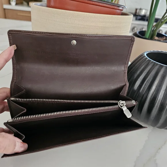 LOUIS VUITTON BROWN EPI WALLET EXCELLENT Accessories